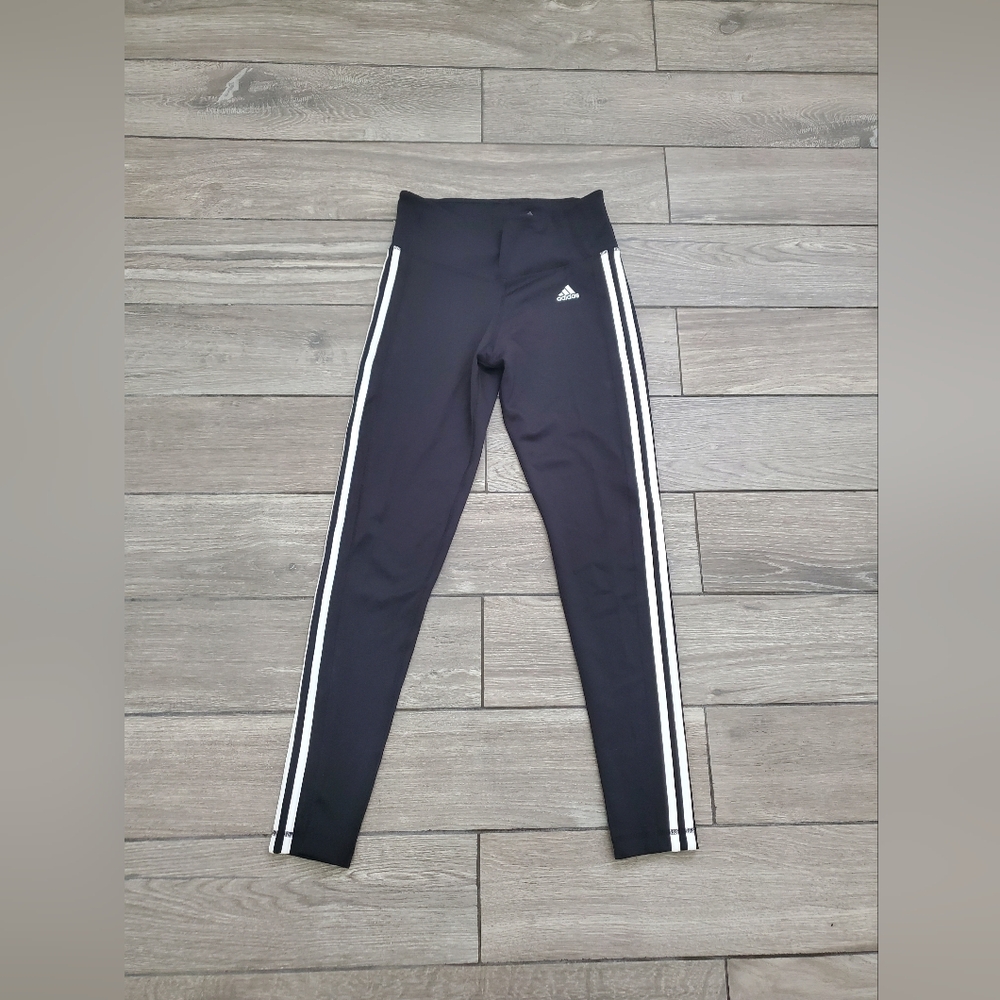 Adidas women's polyester spandex black white Climalite work out yoga leggings M